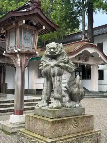 白山比咩神社の{uncategorized: "未分類", other: "その他", undefined: "問題あり", building: "その他建物", grave: "お墓", sacred_gate: "鳥居", guardian: "狛犬", statue: "像", buddha: "仏像", history: "歴史", nature: "自然", garden: "庭園", animal: "動物", pagoda: "塔", temizu: "手水舎", mountain_gate: "山門・神門", sanctuary: "本殿・本堂", subordinate: "末社・摂社", art: "芸術", scenery: "景色", jizo: "地蔵", ema: "絵馬", goshuin: "御朱印", omikuji: "おみくじ", items: "授与品その他", amulet: "お守り", goshuincho: "御朱印帳", eats: "食事", festival: "お祭り", votive_dance: "神楽", shichigosan: "七五三参", wedding: "結婚式", experience: "体験その他", initially: "初詣", around: "周辺", anti_infection: "感染症対策"}