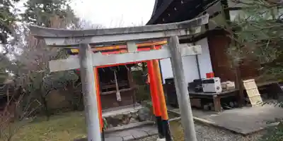 梅宮大社の鳥居