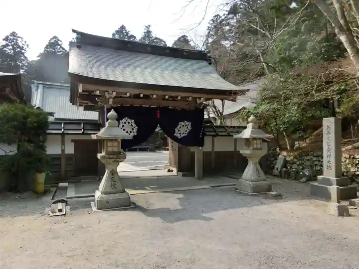 比叡山延暦寺の山門・神門