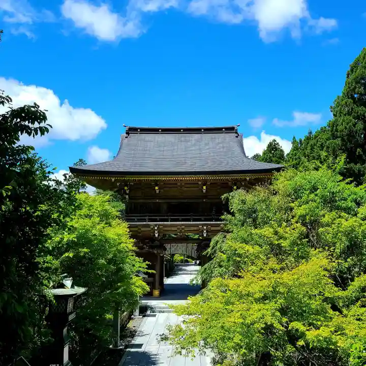 秋葉山本宮 秋葉神社 上社の山門・神門