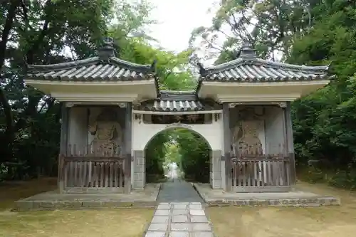 満願寺の山門・神門