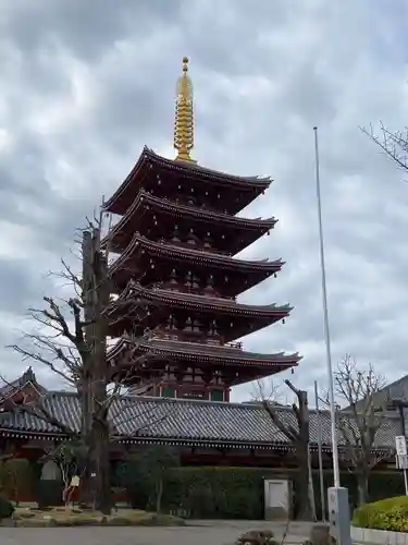 浅草寺の塔