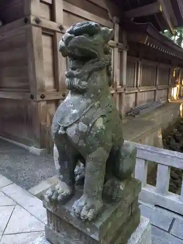 彌彦神社の狛犬