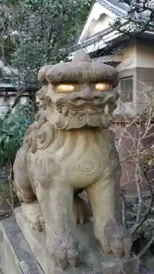 白山神社の狛犬