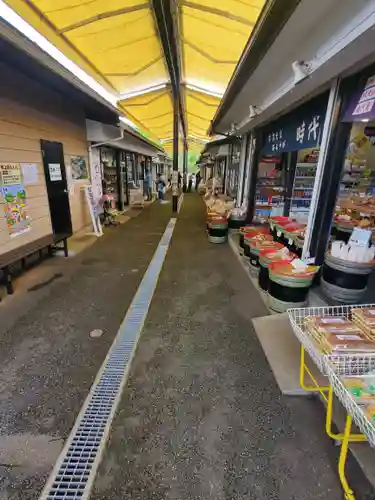 東本願寺本廟 牛久浄苑（牛久大仏）(茨城県)