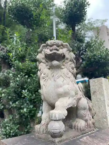 日置神社の狛犬