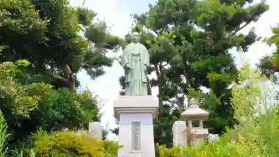 山崎神明社の像