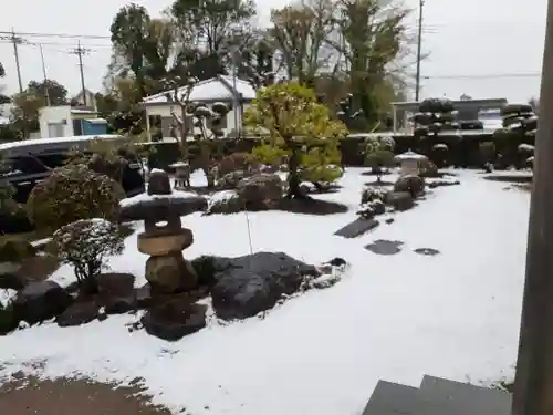 伏木香取神社の庭園