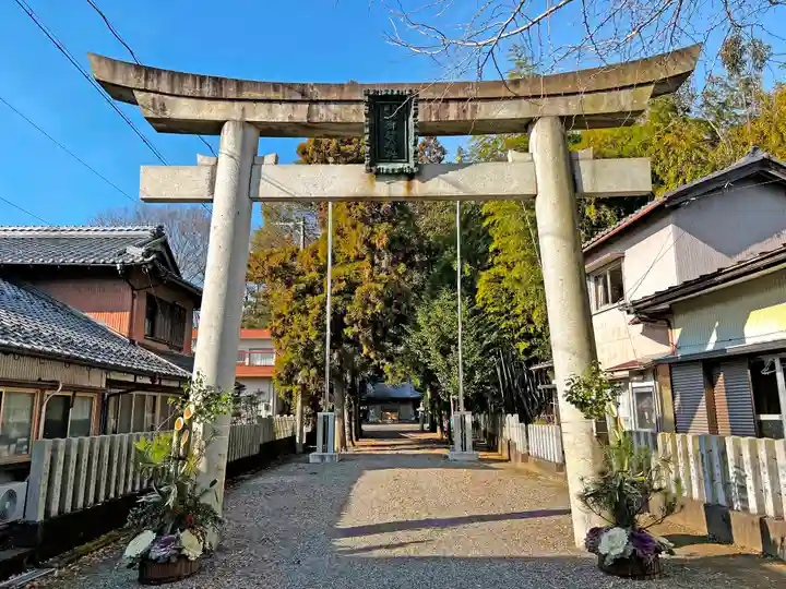 南宮御旅神社の鳥居