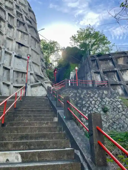 徳寿院の{uncategorized: "未分類", other: "その他", undefined: "問題あり", building: "その他建物", grave: "お墓", sacred_gate: "鳥居", guardian: "狛犬", statue: "像", buddha: "仏像", history: "歴史", nature: "自然", garden: "庭園", animal: "動物", pagoda: "塔", temizu: "手水舎", mountain_gate: "山門・神門", sanctuary: "本殿・本堂", subordinate: "末社・摂社", art: "芸術", scenery: "景色", jizo: "地蔵", ema: "絵馬", goshuin: "御朱印", omikuji: "おみくじ", items: "授与品その他", amulet: "お守り", goshuincho: "御朱印帳", eats: "食事", festival: "お祭り", votive_dance: "神楽", shichigosan: "七五三参", wedding: "結婚式", experience: "体験その他", initially: "初詣", around: "周辺", anti_infection: "感染症対策"}