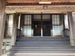 成覚寺の本殿