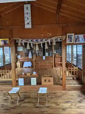 荒熊神社の本殿・本堂