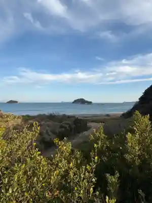 淡島神社の{uncategorized: "未分類", other: "その他", undefined: "問題あり", building: "その他建物", grave: "お墓", sacred_gate: "鳥居", guardian: "狛犬", statue: "像", buddha: "仏像", history: "歴史", nature: "自然", garden: "庭園", animal: "動物", pagoda: "塔", temizu: "手水舎", mountain_gate: "山門・神門", sanctuary: "本殿・本堂", subordinate: "末社・摂社", art: "芸術", scenery: "景色", jizo: "地蔵", ema: "絵馬", goshuin: "御朱印", omikuji: "おみくじ", items: "授与品その他", amulet: "お守り", goshuincho: "御朱印帳", eats: "食事", festival: "お祭り", votive_dance: "神楽", shichigosan: "七五三参", wedding: "結婚式", experience: "体験その他", initially: "初詣", around: "周辺", anti_infection: "感染症対策"}