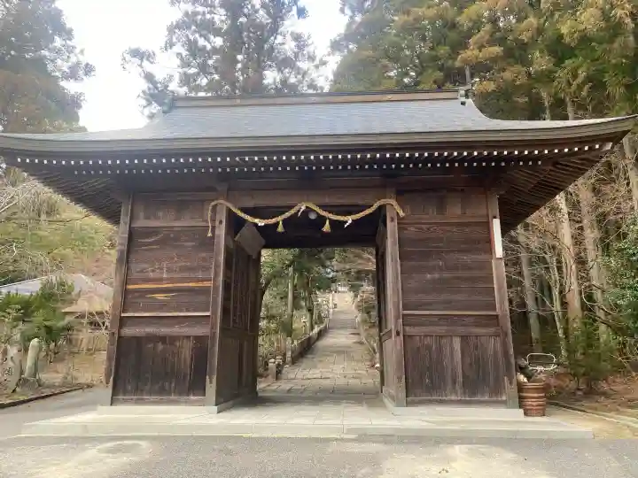 林田八幡神社の{uncategorized: "未分類", other: "その他", undefined: "問題あり", building: "その他建物", grave: "お墓", sacred_gate: "鳥居", guardian: "狛犬", statue: "像", buddha: "仏像", history: "歴史", nature: "自然", garden: "庭園", animal: "動物", pagoda: "塔", temizu: "手水舎", mountain_gate: "山門・神門", sanctuary: "本殿・本堂", subordinate: "末社・摂社", art: "芸術", scenery: "景色", jizo: "地蔵", ema: "絵馬", goshuin: "御朱印", omikuji: "おみくじ", items: "授与品その他", amulet: "お守り", goshuincho: "御朱印帳", eats: "食事", festival: "お祭り", votive_dance: "神楽", shichigosan: "七五三参", wedding: "結婚式", experience: "体験その他", initially: "初詣", around: "周辺", anti_infection: "感染症対策"}