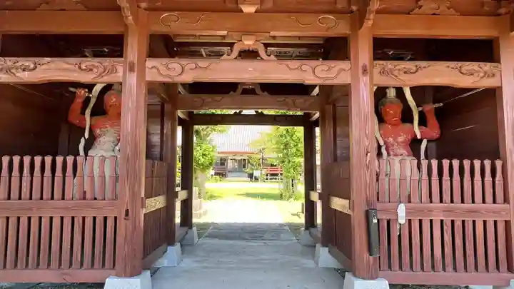 長福寺の山門・神門