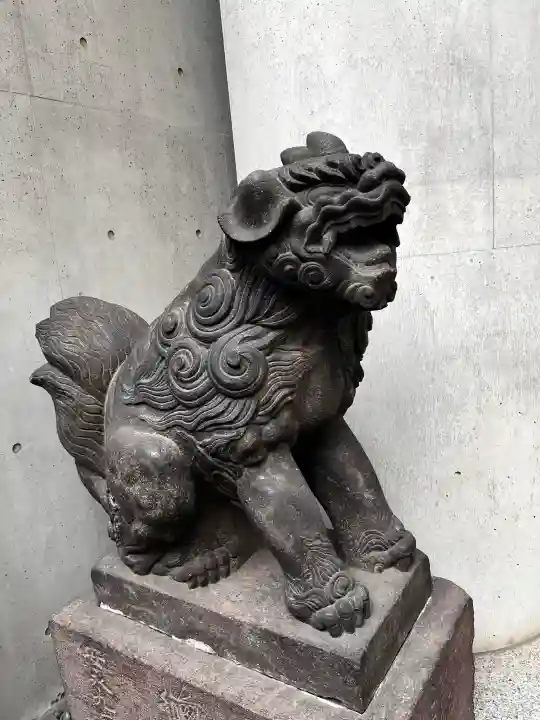 築土神社の{uncategorized: "未分類", other: "その他", undefined: "問題あり", building: "その他建物", grave: "お墓", sacred_gate: "鳥居", guardian: "狛犬", statue: "像", buddha: "仏像", history: "歴史", nature: "自然", garden: "庭園", animal: "動物", pagoda: "塔", temizu: "手水舎", mountain_gate: "山門・神門", sanctuary: "本殿・本堂", subordinate: "末社・摂社", art: "芸術", scenery: "景色", jizo: "地蔵", ema: "絵馬", goshuin: "御朱印", omikuji: "おみくじ", items: "授与品その他", amulet: "お守り", goshuincho: "御朱印帳", eats: "食事", festival: "お祭り", votive_dance: "神楽", shichigosan: "七五三参", wedding: "結婚式", experience: "体験その他", initially: "初詣", around: "周辺", anti_infection: "感染症対策"}