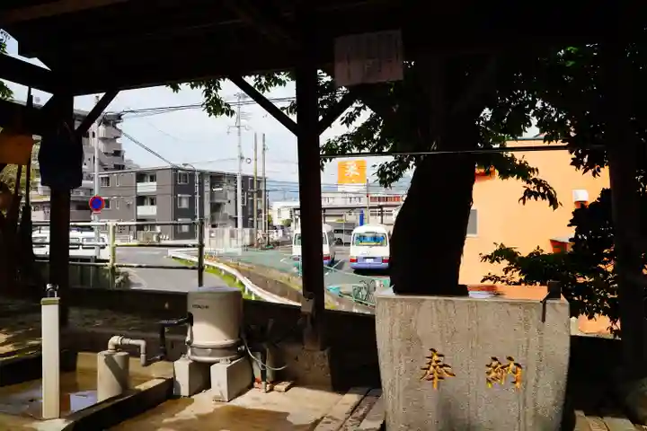 野芥縁切地蔵尊の手水舎