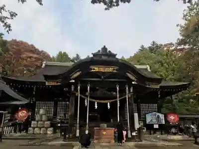 武田神社の本殿・本堂