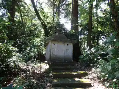 神明社の末社・摂社