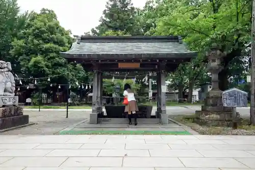 鳥海月山両所宮の手水舎