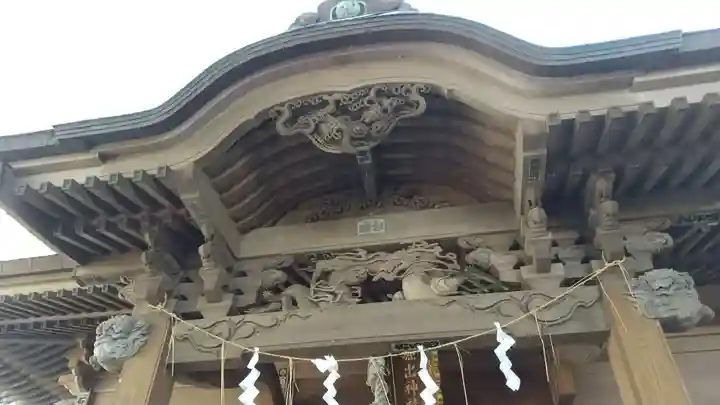 堀出神社の芸術