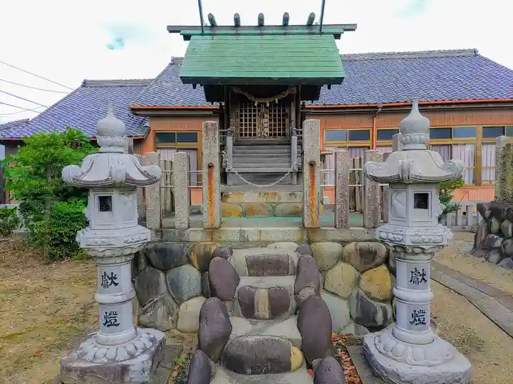 六所社(馬見塚)の末社・摂社