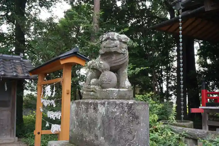 三嶋神社の狛犬