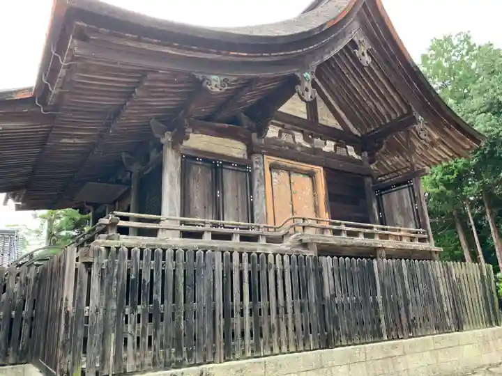 今八幡宮の本殿・本堂