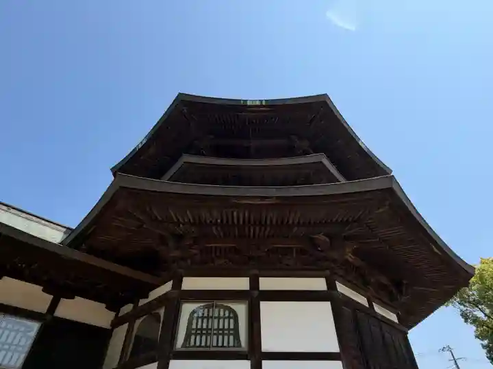 斑鳩寺の{uncategorized: "未分類", other: "その他", undefined: "問題あり", building: "その他建物", grave: "お墓", sacred_gate: "鳥居", guardian: "狛犬", statue: "像", buddha: "仏像", history: "歴史", nature: "自然", garden: "庭園", animal: "動物", pagoda: "塔", temizu: "手水舎", mountain_gate: "山門・神門", sanctuary: "本殿・本堂", subordinate: "末社・摂社", art: "芸術", scenery: "景色", jizo: "地蔵", ema: "絵馬", goshuin: "御朱印", omikuji: "おみくじ", items: "授与品その他", amulet: "お守り", goshuincho: "御朱印帳", eats: "食事", festival: "お祭り", votive_dance: "神楽", shichigosan: "七五三参", wedding: "結婚式", experience: "体験その他", initially: "初詣", around: "周辺", anti_infection: "感染症対策"}