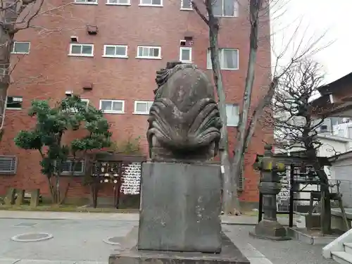 穏田神社の狛犬