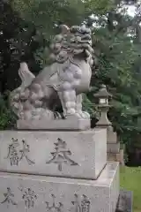 氣比神宮の狛犬