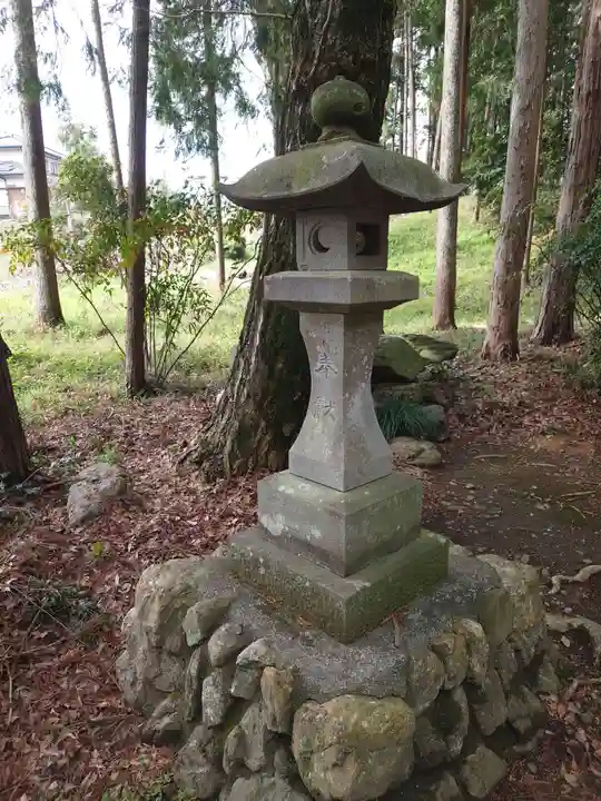鎌形八幡神社のその他建物