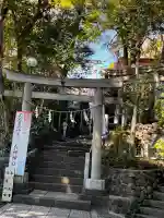 多摩川浅間神社の{uncategorized: "未分類", other: "その他", undefined: "問題あり", building: "その他建物", grave: "お墓", sacred_gate: "鳥居", guardian: "狛犬", statue: "像", buddha: "仏像", history: "歴史", nature: "自然", garden: "庭園", animal: "動物", pagoda: "塔", temizu: "手水舎", mountain_gate: "山門・神門", sanctuary: "本殿・本堂", subordinate: "末社・摂社", art: "芸術", scenery: "景色", jizo: "地蔵", ema: "絵馬", goshuin: "御朱印", omikuji: "おみくじ", items: "授与品その他", amulet: "お守り", goshuincho: "御朱印帳", eats: "食事", festival: "お祭り", votive_dance: "神楽", shichigosan: "七五三参", wedding: "結婚式", experience: "体験その他", initially: "初詣", around: "周辺", anti_infection: "感染症対策"}