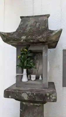 本古川町稲荷神社の地蔵