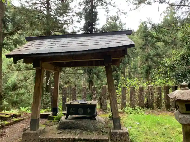 加蘇山神社の手水舎