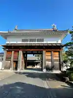 三光稲荷大明神の山門・神門