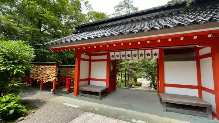 金澤神社の山門・神門