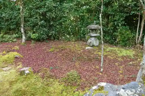 金福寺の庭園