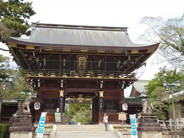北野天満宮の山門・神門