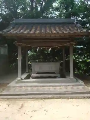長尾八幡宮の{uncategorized: "未分類", other: "その他", undefined: "問題あり", building: "その他建物", grave: "お墓", sacred_gate: "鳥居", guardian: "狛犬", statue: "像", buddha: "仏像", history: "歴史", nature: "自然", garden: "庭園", animal: "動物", pagoda: "塔", temizu: "手水舎", mountain_gate: "山門・神門", sanctuary: "本殿・本堂", subordinate: "末社・摂社", art: "芸術", scenery: "景色", jizo: "地蔵", ema: "絵馬", goshuin: "御朱印", omikuji: "おみくじ", items: "授与品その他", amulet: "お守り", goshuincho: "御朱印帳", eats: "食事", festival: "お祭り", votive_dance: "神楽", shichigosan: "七五三参", wedding: "結婚式", experience: "体験その他", initially: "初詣", around: "周辺", anti_infection: "感染症対策"}