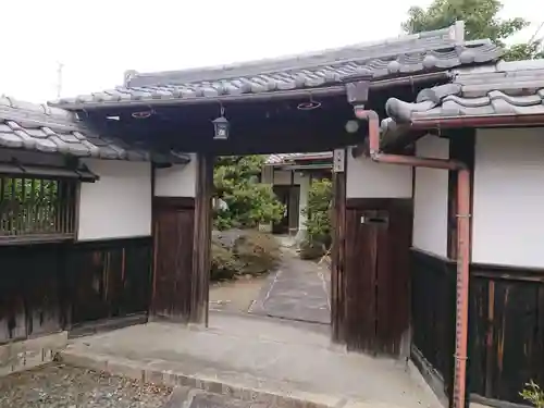長勝寺の山門・神門