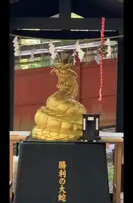 日光二荒山神社の{uncategorized: "未分類", other: "その他", undefined: "問題あり", building: "その他建物", grave: "お墓", sacred_gate: "鳥居", guardian: "狛犬", statue: "像", buddha: "仏像", history: "歴史", nature: "自然", garden: "庭園", animal: "動物", pagoda: "塔", temizu: "手水舎", mountain_gate: "山門・神門", sanctuary: "本殿・本堂", subordinate: "末社・摂社", art: "芸術", scenery: "景色", jizo: "地蔵", ema: "絵馬", goshuin: "御朱印", omikuji: "おみくじ", items: "授与品その他", amulet: "お守り", goshuincho: "御朱印帳", eats: "食事", festival: "お祭り", votive_dance: "神楽", shichigosan: "七五三参", wedding: "結婚式", experience: "体験その他", initially: "初詣", around: "周辺", anti_infection: "感染症対策"}
