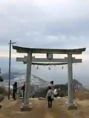 高屋神社の鳥居