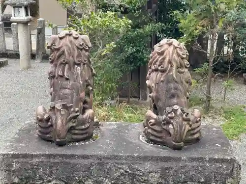 八幡神社の{uncategorized: "未分類", other: "その他", undefined: "問題あり", building: "その他建物", grave: "お墓", sacred_gate: "鳥居", guardian: "狛犬", statue: "像", buddha: "仏像", history: "歴史", nature: "自然", garden: "庭園", animal: "動物", pagoda: "塔", temizu: "手水舎", mountain_gate: "山門・神門", sanctuary: "本殿・本堂", subordinate: "末社・摂社", art: "芸術", scenery: "景色", jizo: "地蔵", ema: "絵馬", goshuin: "御朱印", omikuji: "おみくじ", items: "授与品その他", amulet: "お守り", goshuincho: "御朱印帳", eats: "食事", festival: "お祭り", votive_dance: "神楽", shichigosan: "七五三参", wedding: "結婚式", experience: "体験その他", initially: "初詣", around: "周辺", anti_infection: "感染症対策"}