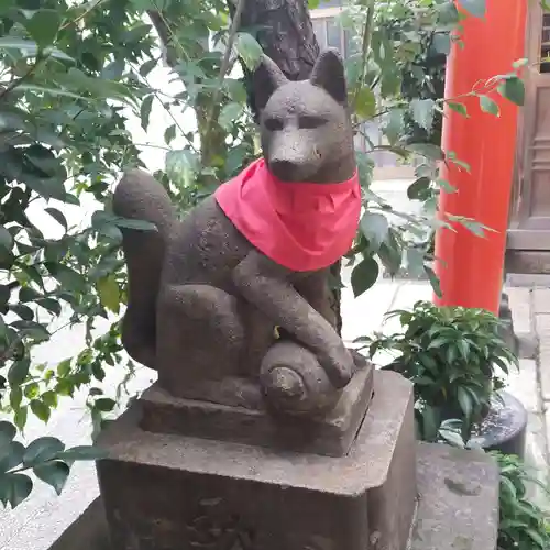 稲荷神社の狛犬