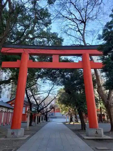 花園神社の鳥居