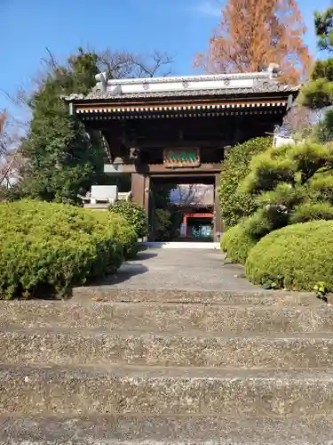 受楽寺の山門