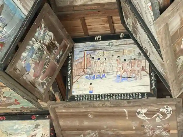 大己貴神社の{uncategorized: "未分類", other: "その他", undefined: "問題あり", building: "その他建物", grave: "お墓", sacred_gate: "鳥居", guardian: "狛犬", statue: "像", buddha: "仏像", history: "歴史", nature: "自然", garden: "庭園", animal: "動物", pagoda: "塔", temizu: "手水舎", mountain_gate: "山門・神門", sanctuary: "本殿・本堂", subordinate: "末社・摂社", art: "芸術", scenery: "景色", jizo: "地蔵", ema: "絵馬", goshuin: "御朱印", omikuji: "おみくじ", items: "授与品その他", amulet: "お守り", goshuincho: "御朱印帳", eats: "食事", festival: "お祭り", votive_dance: "神楽", shichigosan: "七五三参", wedding: "結婚式", experience: "体験その他", initially: "初詣", around: "周辺", anti_infection: "感染症対策"}