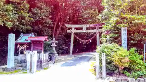 白山媛神社（上条白山媛神社）の鳥居