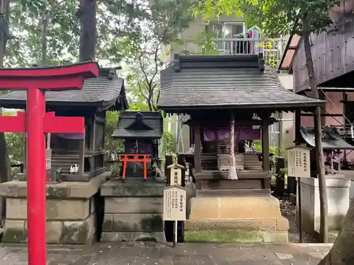 北澤八幡神社の末社・摂社